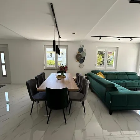 Apartment Kety